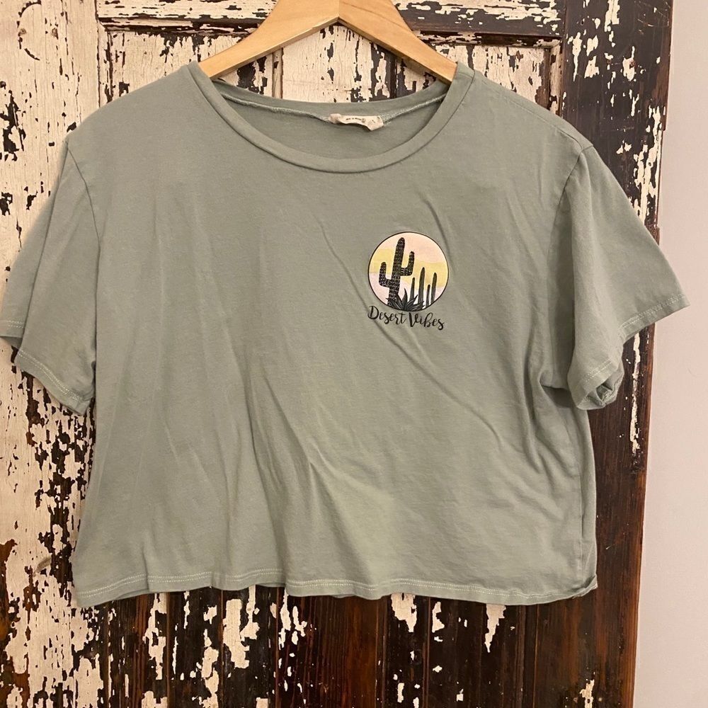 EUC Moonchild Desert 🌵 Vibes crop top. Size L.